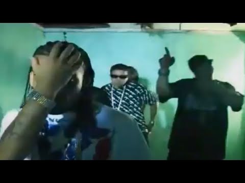 El Pistolón [Remix] – Yaga & Mackie x Randy x Arcangel x De La Ghetto (Video Oficial)