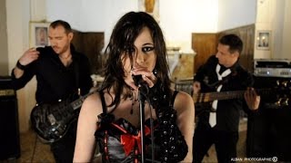 Miniatura del video "Marine Moreno - Héroïne - Rock Français tube - new song 2015"