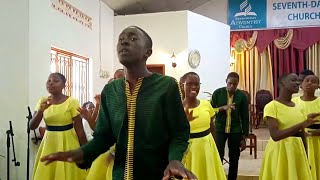 Asilise Teyejusa By Kennedy Sec.Sch Live Performance...