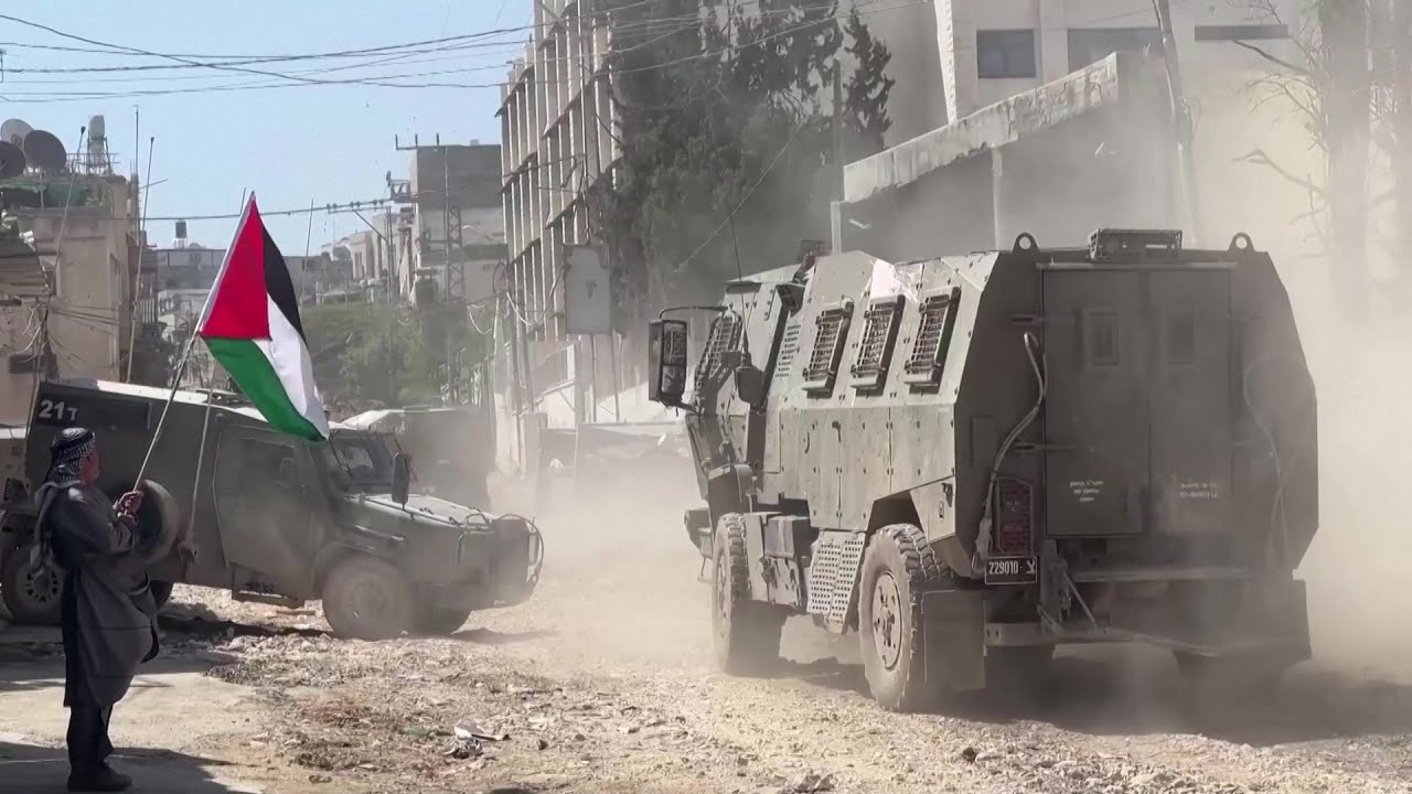 قوات الاحتلال الإسرائيلي تواصل عدوانها على مدينة طولكرم ومخيميها