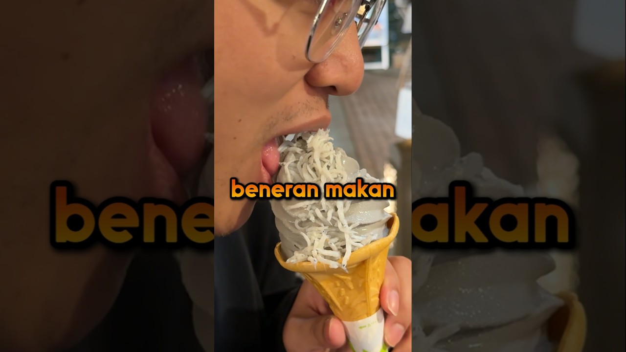 makan es krim ikan teri.. #shorts