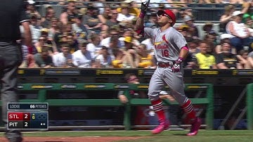 STL@PIT: Wong hits a game-tying two-run homer