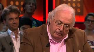 Mart Smeets  Matthijs van Nieuwkerk is nog stommer dan hij eruit ziet.