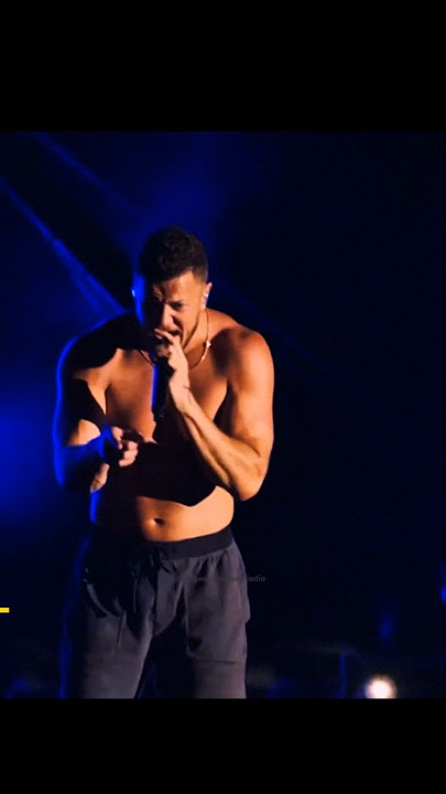 Imagine Dragons-Demons live performance in concert #imaginedragons #demons #demonslyrics #loomtour