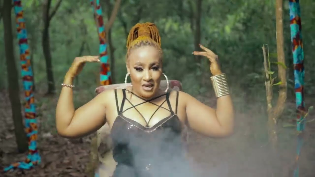 Mariama Kankalabé feat. Levi Bobo - Mourtinan | Clip Vidéo