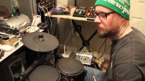 DS-8 Drum Synth x4 with Drum Pads LIVE! Analog Sequencers - Synthrotek.com