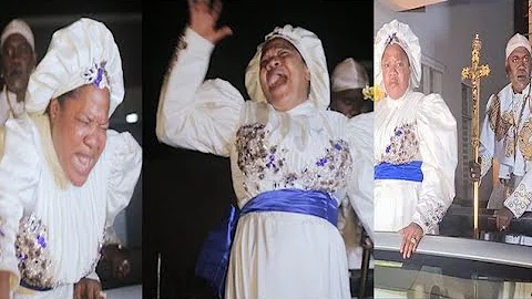 Too Funny –Toyin Abraham Shock Everyone With Her Grand Entrance At Movie Premiere of ‘The Prophetess
