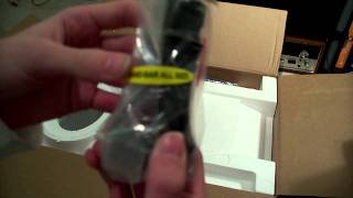 Samsung SyncMaster B2430HD 24" LCD TV/Monitor Unboxing