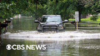 Floodwaters in Texas receding, cleanups begin