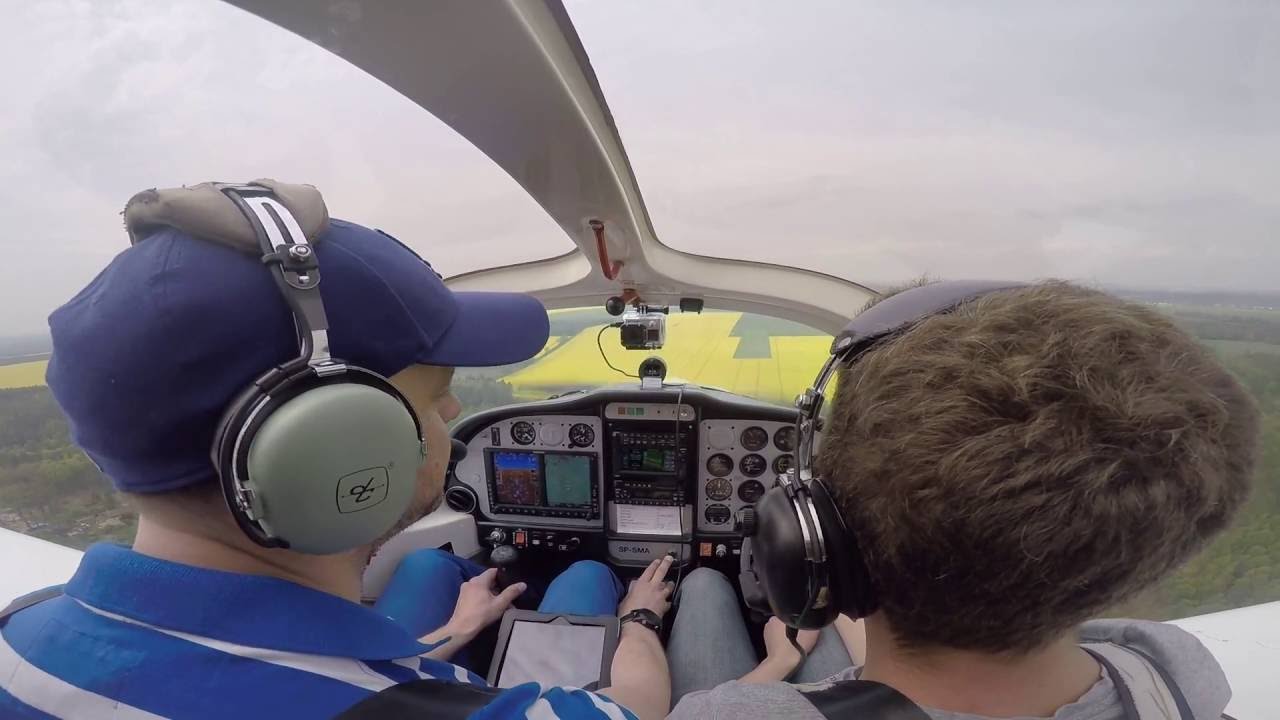 Tecnam P2002JF SP-SMA Landing at EPSK