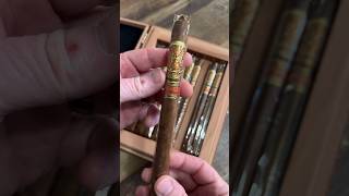 OG Lost City lanceros. Peep those red bands 🦄🔥 #cigar #thestogielife