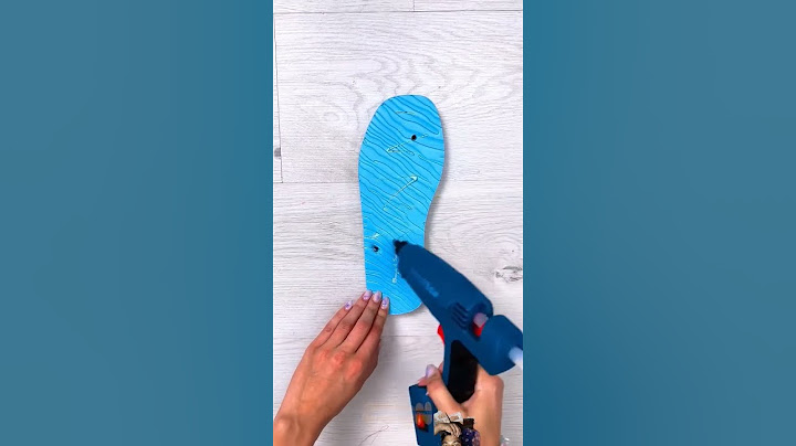 We need anti-cockroach slippers here😱 Cool DIY idea #diy