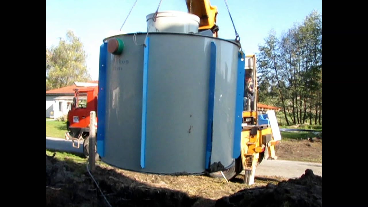 Septik pokládka na stavbě. www.stavbalhota.wz.cz