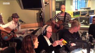 Nell Bryden performs 'What Does It Take' for the Chris Evans Breakfast Show chords