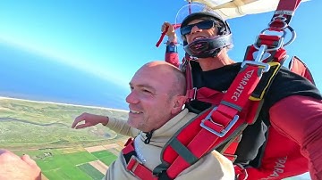 ParachuteSpringen Texel Jaap en Marije