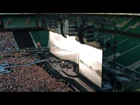 U2 - Where The Streets Have No Name (Twickenham Stadium, London - 08.07.2017)