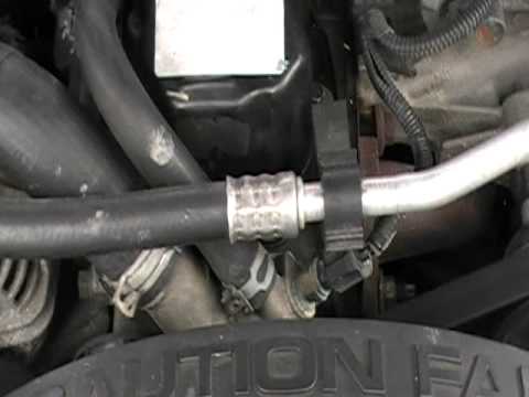 2000 Jeep Grand Cherokee Engine Noise - YouTube