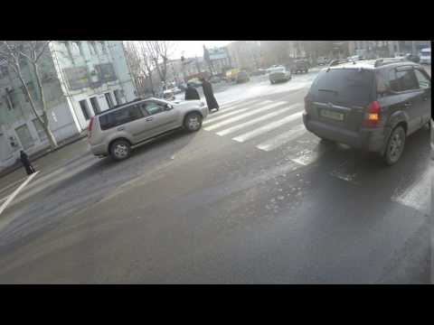 თქვენ ცოდვებს ვატარებ წითელზე გამიშვი ბიჭოოო !