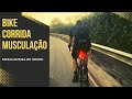 Treino de bike, corrida, reforço muscular. Essa é minha rotina de treino.