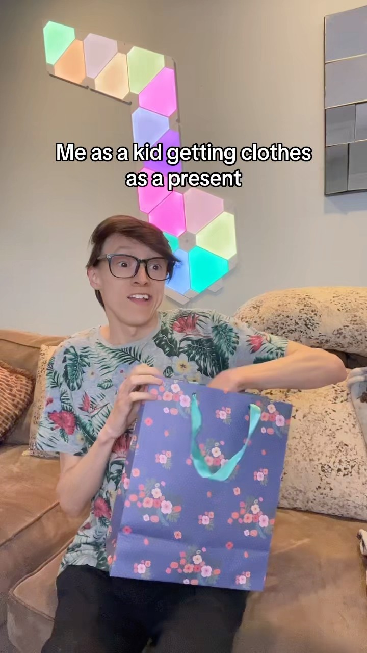 Me Getting CLOTHES as a Kid ? #TheManniiShow.com/series