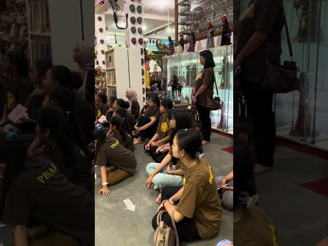 Sanggar Tari Wastra Kencana Trawas