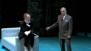 Preview: Hamlet. The 2010 production at the Oregon Shakespeare Festival