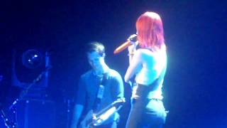 Paramore - Honda Civic Tour Band Member Introductions and Pressure Flip LIVE