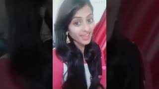 Girl Acting In Music.... Hum Dil Daar Hn.tumary