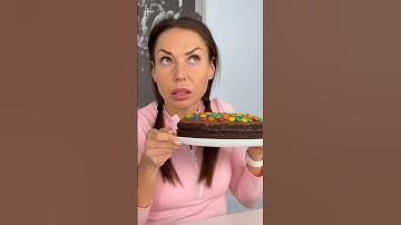 🍰😏 Hoe je stiekem een ​​taart doormidden snijdt😬