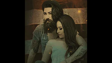 نايم وفكر بيك وحكي ويا الحباب 
