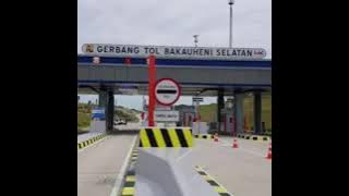 Lagu mak bapak aku raiso muleh.