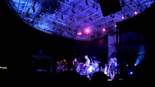 Romance to the Grave-Broken Social Scene (live 9/18/10 HD)