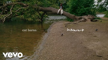 Cat Burns - introvert (lyric video)