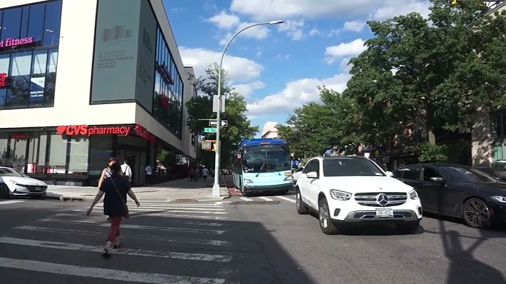 NYC Bus: Bensonhurst bound XD40 7665 B82 SBS at E 16 St/Kings Highway