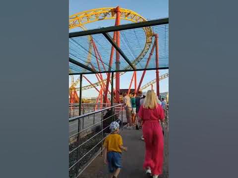 самые экстримальные аттракционы 🤯 #аттракционы #shorts #funnyshorts # ...