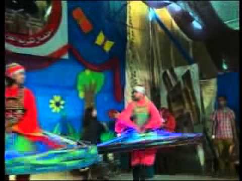 عرض على رمش عيونها