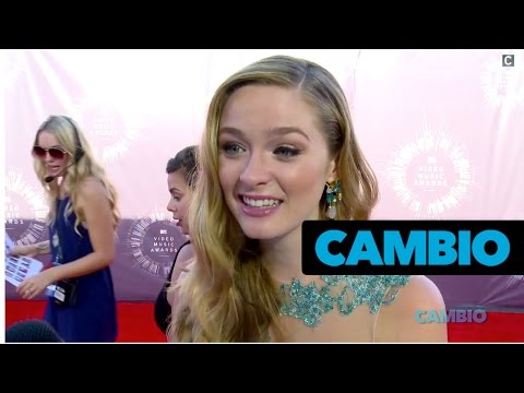 MTV VMA Red Carpet Compilation | Cambio