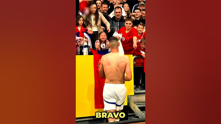 Stranger's Kindness Brings Joy to Crying Girl #ronaldo #football #bravo