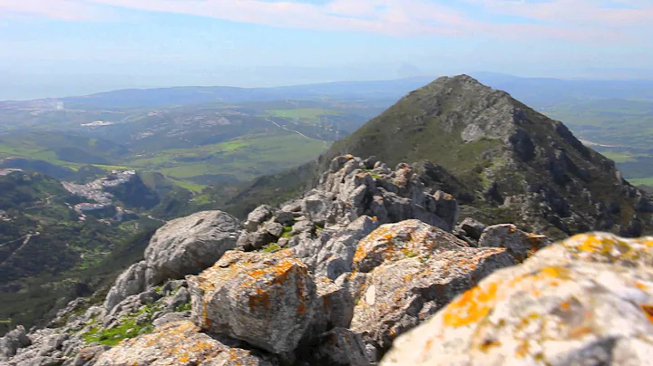 Walk through the mountains in between Casares and ...