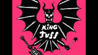 King Tuff - Keep on movin' chords