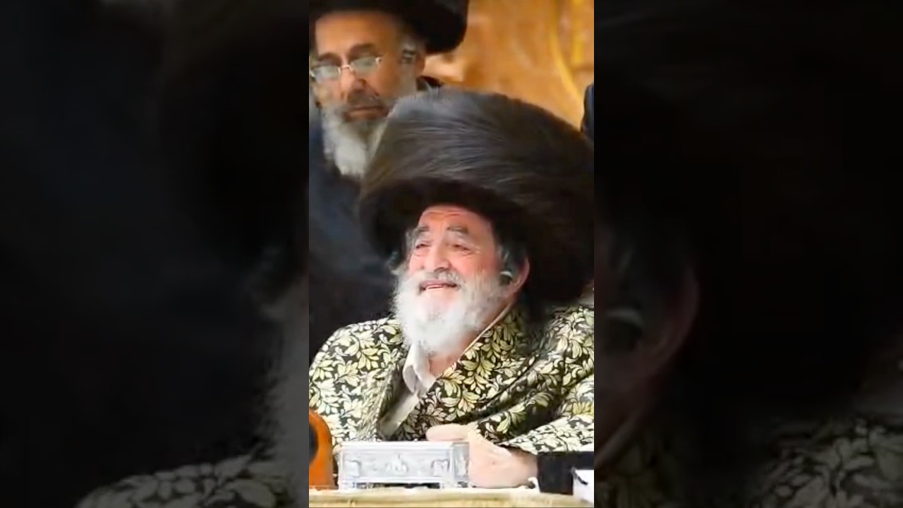 מרן האדמו״ר מויז׳ניץ בשירת אין עוד מלבדו בחתונת נינו