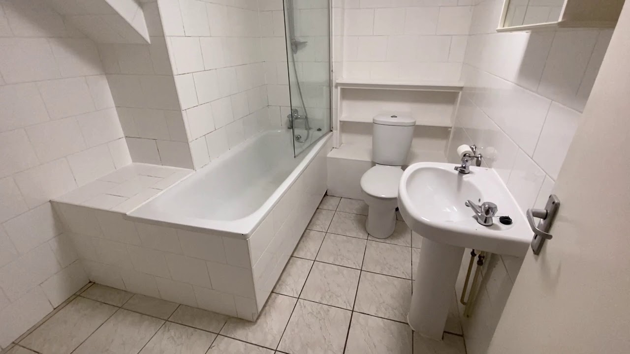 Pepys Road, SE14 £350,000