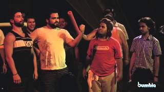 Batman Y Barbie Con Pastillas Anticonceptivas Sugerencia Del Público Para Improvisar