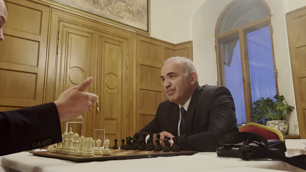 Garry Kasparov Breaks Silence on Ian Nepomniachtchi's 'Collapse' to Magnus  Carlsen - EssentiallySports