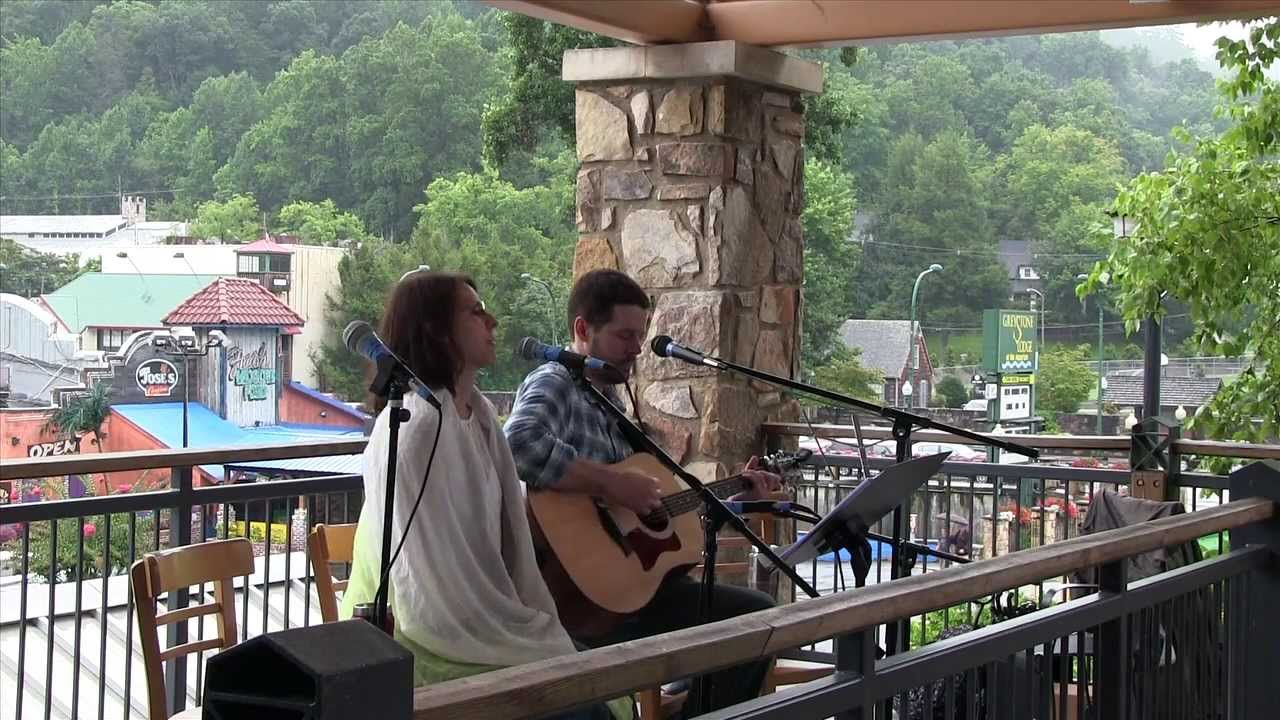 Highlights from Smoky Mountain Songwriters FestivalScott and Becky