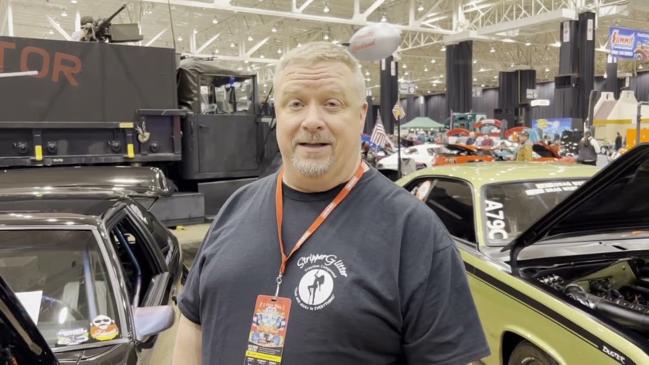 Chris Lane goes to the Piston Power Show at the IX Center