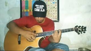 Download Lagu Alip ba ta - Kiss The Rain by Yiruma Fingestyle Cover (Clear Sound) MP3