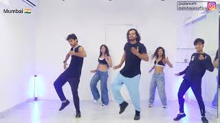 Jhoome Jo Pathaan | #srk #deepikapadukone | Fitness Dance | Zumba | Akshay Jain Choreography