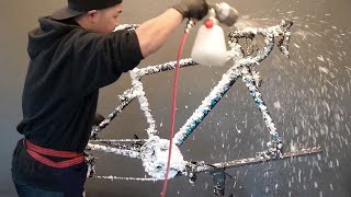 The process of transforming a bicycle into a shiny bicycle! The skill of a bicycle painter in Osaka!