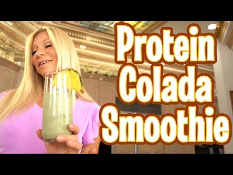 Protein Colada Smoothie- a Healthy Tropical Delight